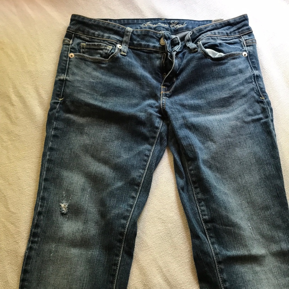 American Eagle blue jeans